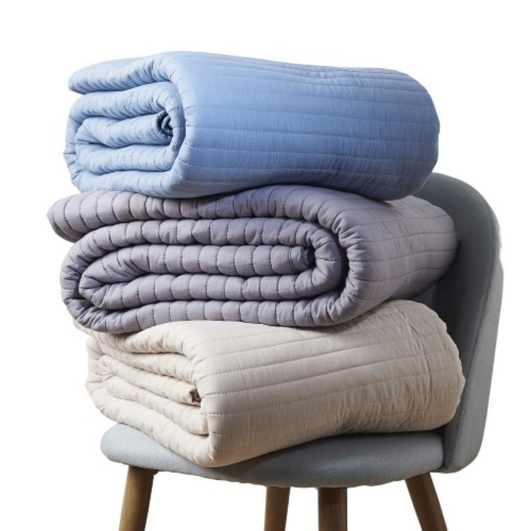 ACTUEL Couverture, couvre-lit, jeté de canapé uni matelassé 180 g/m² Offres ???? ACTUEL Couverture, Couvre-lit, Jeté De Canapé Uni Matelassé 180 G/m² ???? -Jardin Privé Shop unnamed file 1620