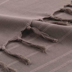 Meilleur prix ???? Paris Prix Plaid Uni à Franges Lilia 150x150cm Taupe ???? 4 Meilleur prix ???? Paris Prix Plaid Uni à Franges Lilia 150x150cm Taupe ???? -Jardin Privé Shop unnamed file 2115