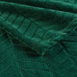 Promo ⌛ Paris Prix Plaid Flanelle Uni Arya 180x220cm Vert 🎉 7 Promo ⌛ Paris Prix Plaid Flanelle Uni Arya 180x220cm Vert 🎉 -Jardin Privé Shop unnamed file 2462