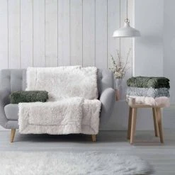 Remise 💯 Paris Prix Plaid Imitation Fourrure Uni Marilou 125x150cm Gris 🎉 -Jardin Privé Shop unnamed file 2476