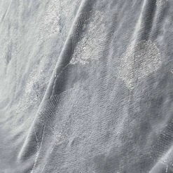 Grosses soldes 😍 Paris Prix Plaid Imprimé Bloomy 125x150cm Gris 🥰 6 Grosses soldes 😍 Paris Prix Plaid Imprimé Bloomy 125x150cm Gris 🥰 -Jardin Privé Shop unnamed file 2586