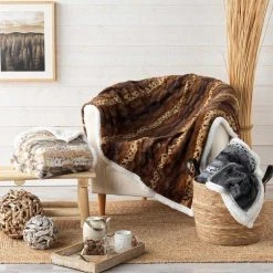 Tout neuf ⭐ Paris Prix Plaid Imitation Fourrure Grizzly 125x150cm Chocolat 😀 7 Tout neuf ⭐ Paris Prix Plaid Imitation Fourrure Grizzly 125x150cm Chocolat 😀 -Jardin Privé Shop unnamed file 2757