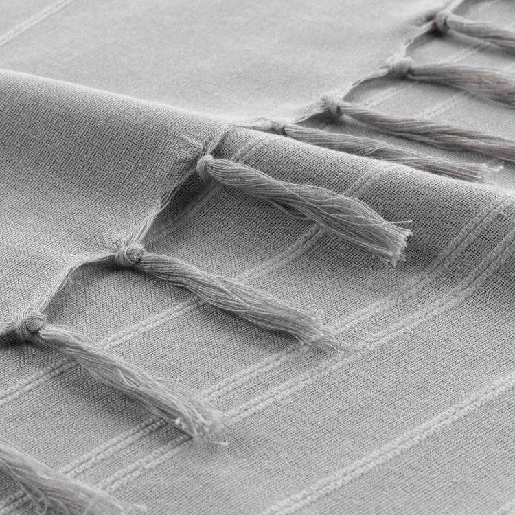 Meilleure affaire 🧨 Paris Prix Plaid Uni à Franges Lilia 150x150cm Gris 🛒 5 Meilleure affaire 🧨 Paris Prix Plaid Uni à Franges Lilia 150x150cm Gris 🛒 – Image 3