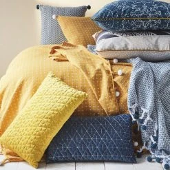 Offres 👍 FUTURE HOME Plaid Polycoton Curry Et Blanc Avec Pompons 125x150cm 😍 -Jardin Privé Shop unnamed file 2837