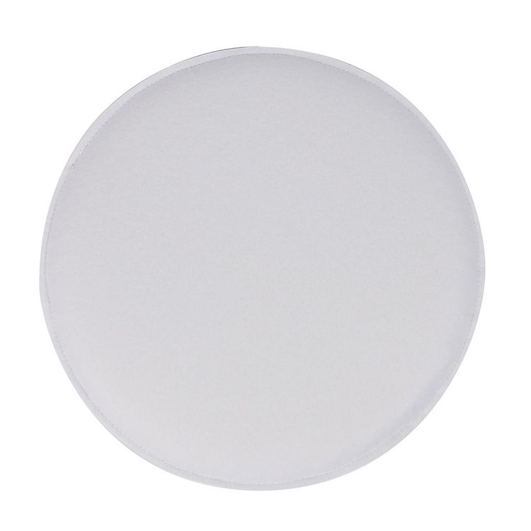 IDIMEX Lot de 4 coussins d'assise LESLIE, galettes de chaises en feutre blanc de format rond avec picots antidérapants en caoutchouc Offres ???? IDIMEX Lot De 4 Coussins D'assise LESLIE, Galettes De Chaises En Feutre Blanc De Format Rond Avec Picots Antidérapants En Caoutchouc ✨ -Jardin Privé Shop unnamed file 3196