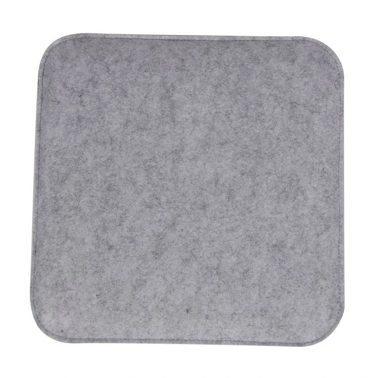 Grosses soldes 🎉 IDIMEX Lot De 2 Coussins D'assise Antidérapants GRACE, Galettes De Chaises En Feutre Gris De Format Carré Avec Picots En Caoutchouc Noir 🧨 4 Grosses soldes 🎉 IDIMEX Lot De 2 Coussins D'assise Antidérapants GRACE, Galettes De Chaises En Feutre Gris De Format Carré Avec Picots En Caoutchouc Noir 🧨 – Image 2