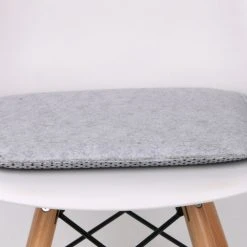 Grosses soldes 🎉 IDIMEX Lot De 2 Coussins D'assise Antidérapants GRACE, Galettes De Chaises En Feutre Gris De Format Carré Avec Picots En Caoutchouc Noir 🧨 7 Grosses soldes 🎉 IDIMEX Lot De 2 Coussins D'assise Antidérapants GRACE, Galettes De Chaises En Feutre Gris De Format Carré Avec Picots En Caoutchouc Noir 🧨 -Jardin Privé Shop unnamed file 3379